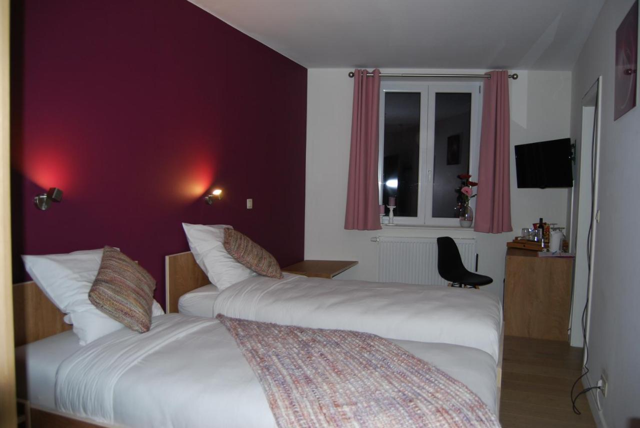 Au Sommet De La Cascade Hotel Stavelot Exterior foto